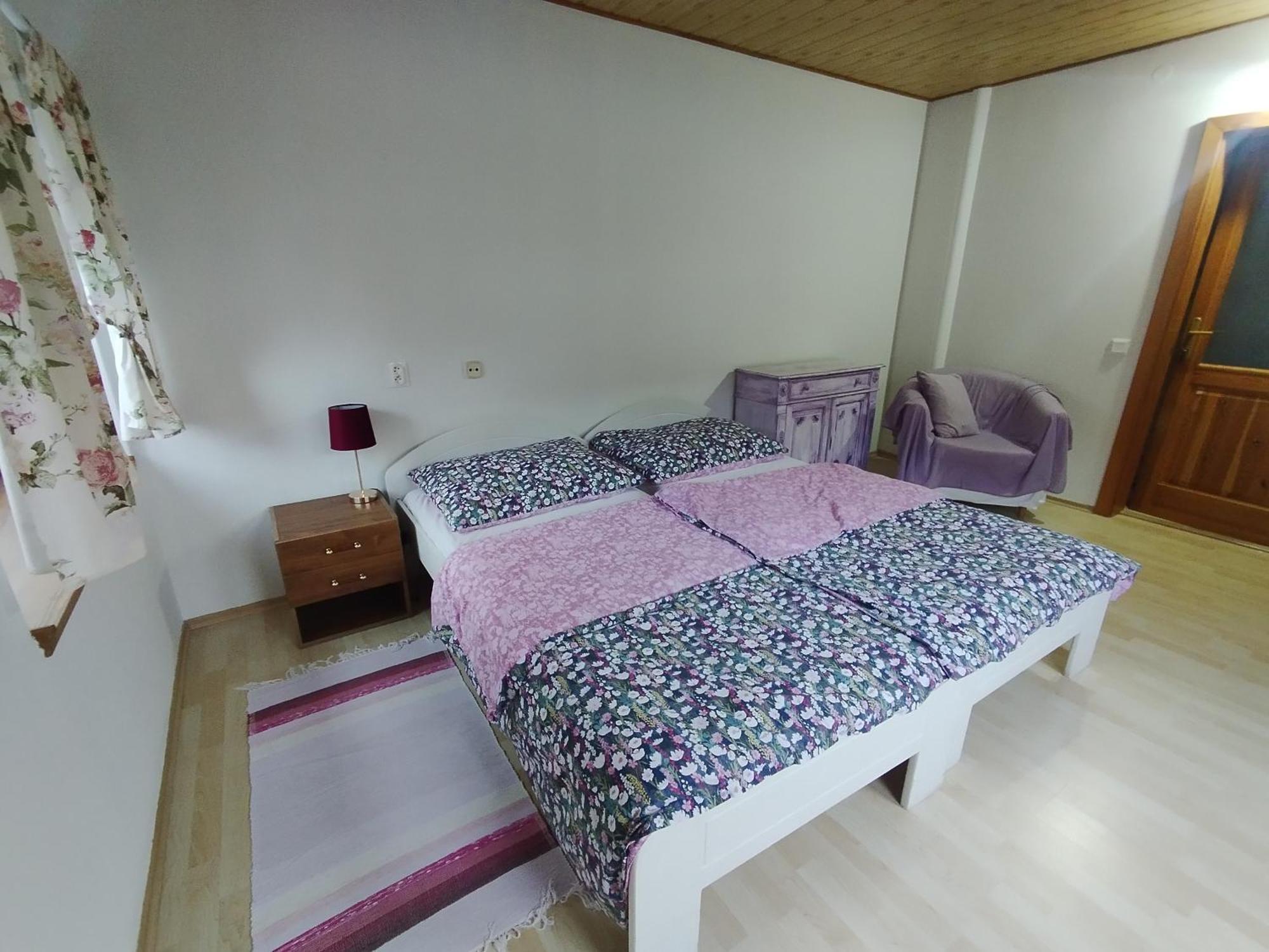 Drevenica U Holtana Apartment Ошчадница Екстериор снимка